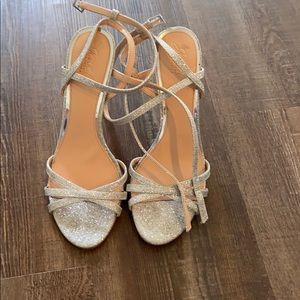 Jewel Badgley Mischka